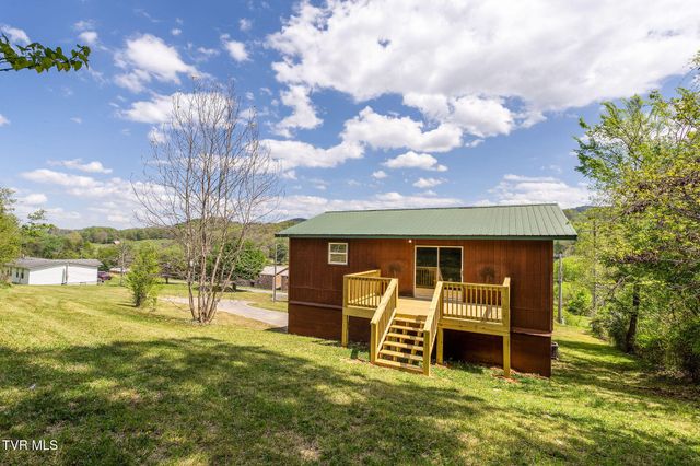 5201 Unicoi Drive, Unicoi, TN 37692