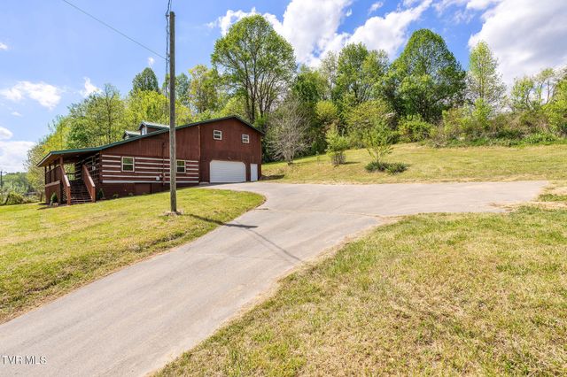 5201 Unicoi Drive, Unicoi, TN 37692