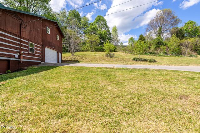 5201 Unicoi Drive, Unicoi, TN 37692