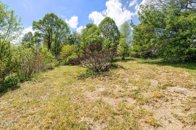 5201 Unicoi Drive, Unicoi, TN 37692