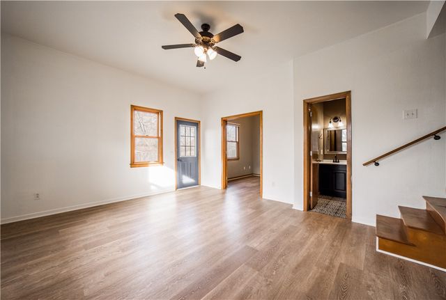 908 S Maple Street, Siloam Springs, AR 72761