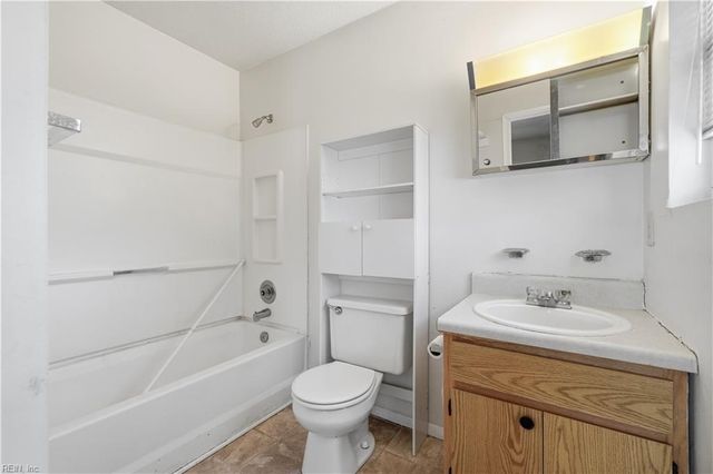 19 Big Bethel RD, Hampton, VA 23666