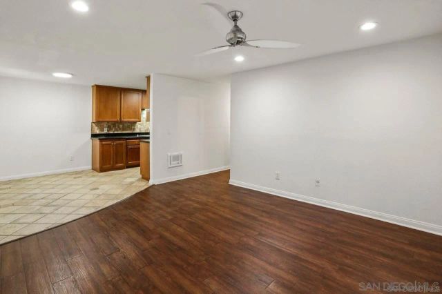 9860 Dale Ave C8, Spring Valley, CA 91977