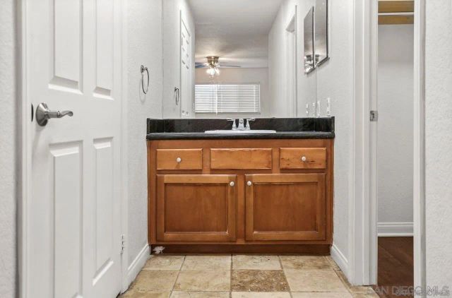 9860 Dale Ave C8, Spring Valley, CA 91977