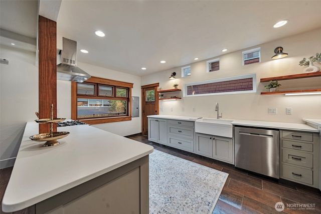 2614 N Lawrence Street, Tacoma, WA 98407