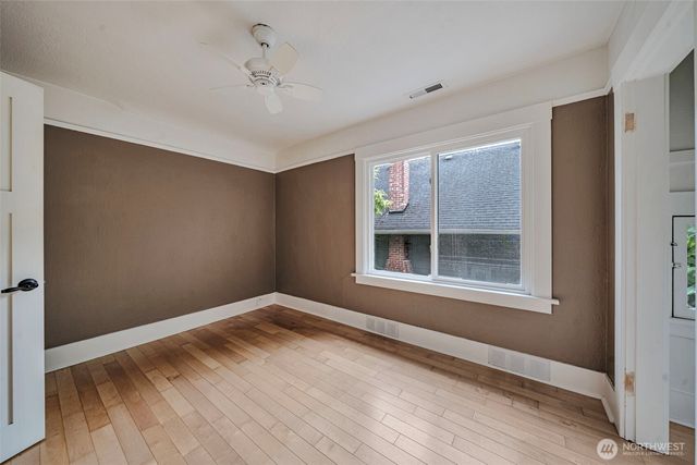 2614 N Lawrence Street, Tacoma, WA 98407