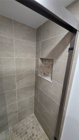 255 S Cypress Rd 307, Pompano Beach, FL 33060