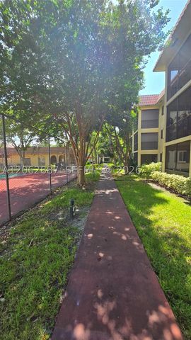 255 S Cypress Rd 307, Pompano Beach, FL 33060