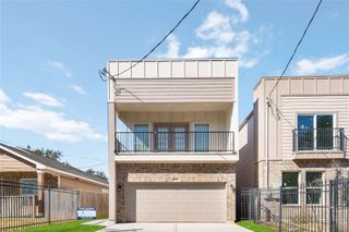 7902 Parnell Street B, Houston, TX 77051