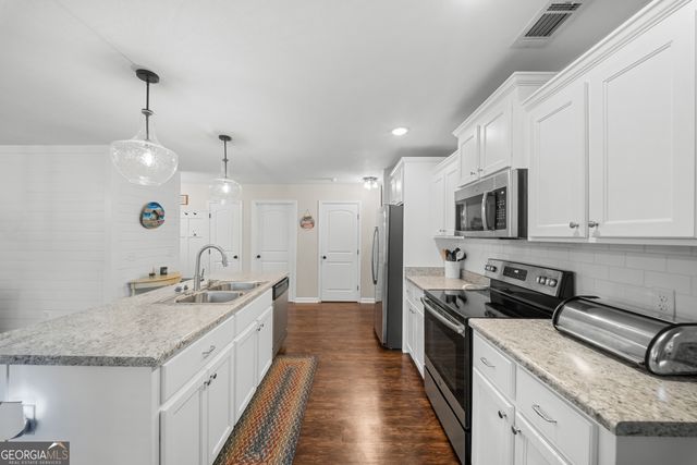 804 Bay Tree Lane, Statesboro, GA 30458