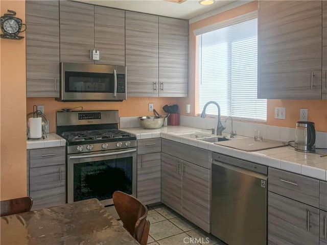 37647 Hammer, Palmdale, CA 93552