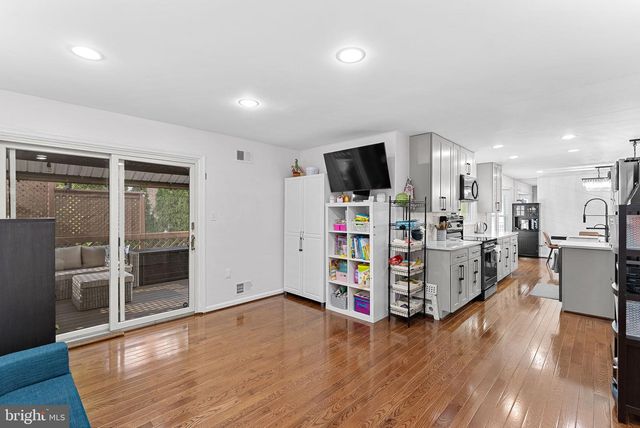 6208 ORMANDY DR, Burke, VA 22015