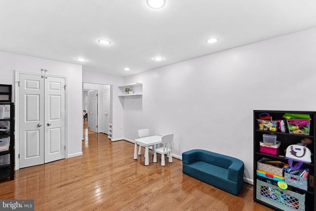 6208 ORMANDY DR, Burke, VA 22015