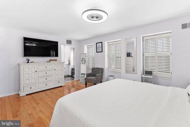 6208 ORMANDY DR, Burke, VA 22015