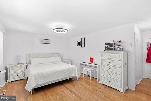 6208 ORMANDY DR, Burke, VA 22015