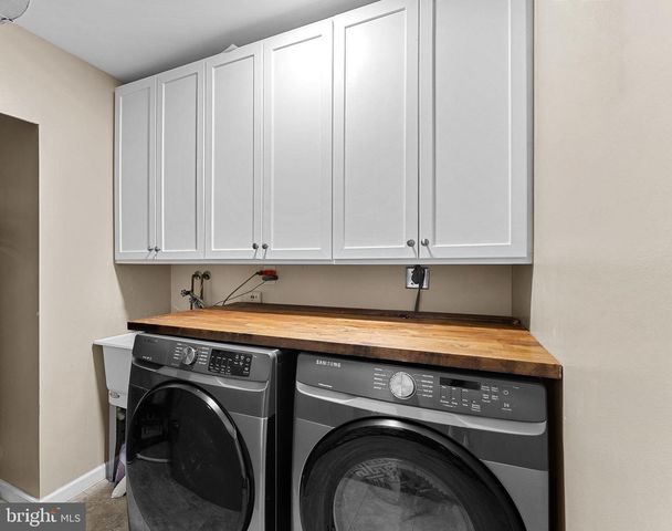 6208 ORMANDY DR, Burke, VA 22015