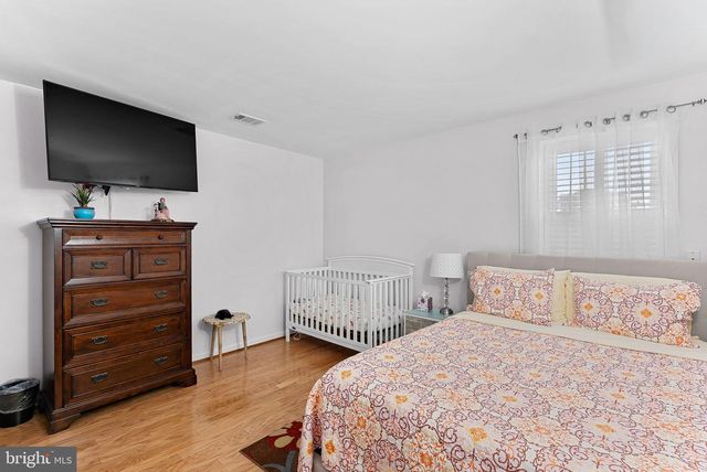 6208 ORMANDY DR, Burke, VA 22015