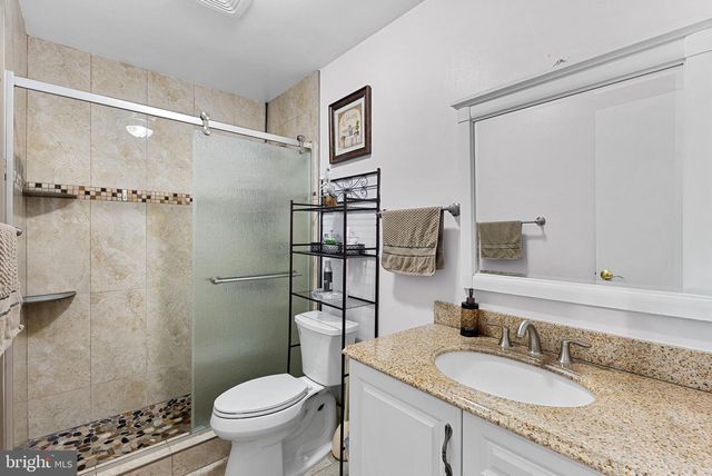 6208 ORMANDY DR, Burke, VA 22015