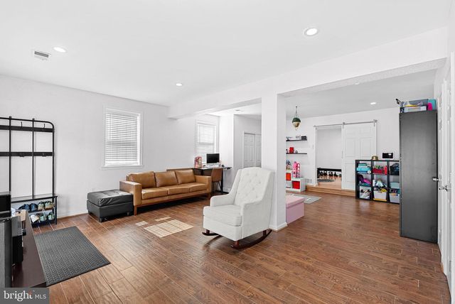 6208 ORMANDY DR, Burke, VA 22015