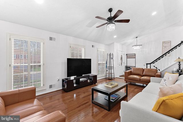 6208 ORMANDY DR, Burke, VA 22015