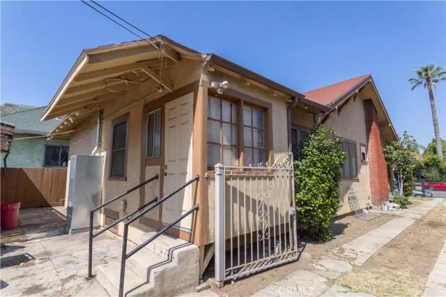 206 S Soto, Los Angeles, CA 90033