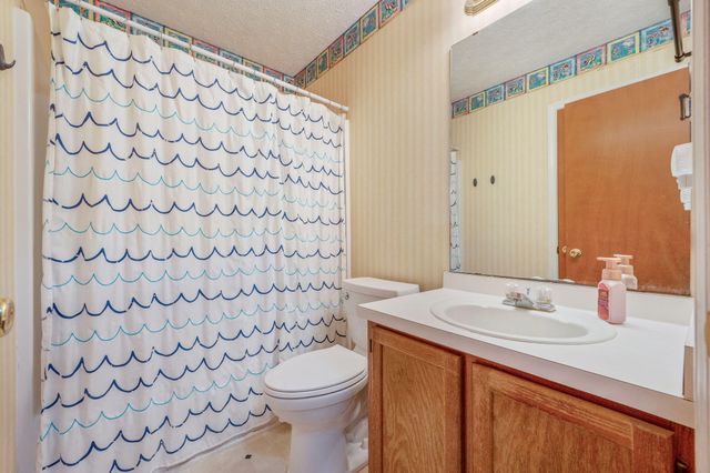 1847 Pointed Leaf Lane, Fort Walton Beach, FL 32547