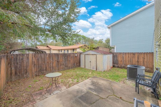 1847 Pointed Leaf Lane, Fort Walton Beach, FL 32547