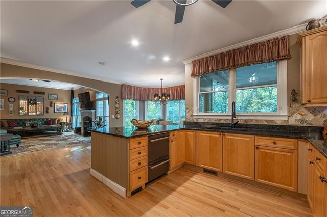 155 Willow Oak Lane, Dawsonville, GA 30534