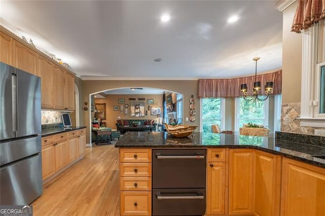 155 Willow Oak Lane, Dawsonville, GA 30534