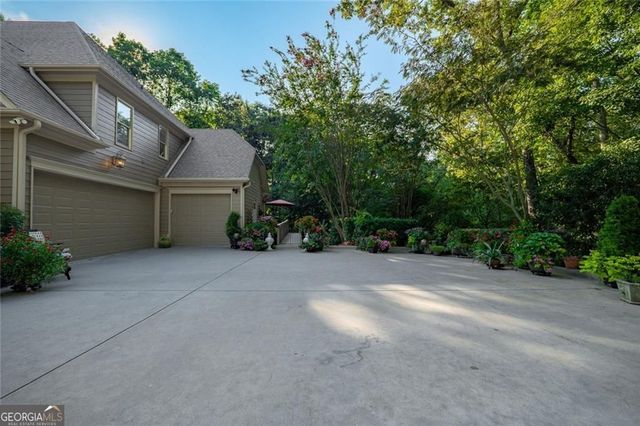 155 Willow Oak Lane, Dawsonville, GA 30534