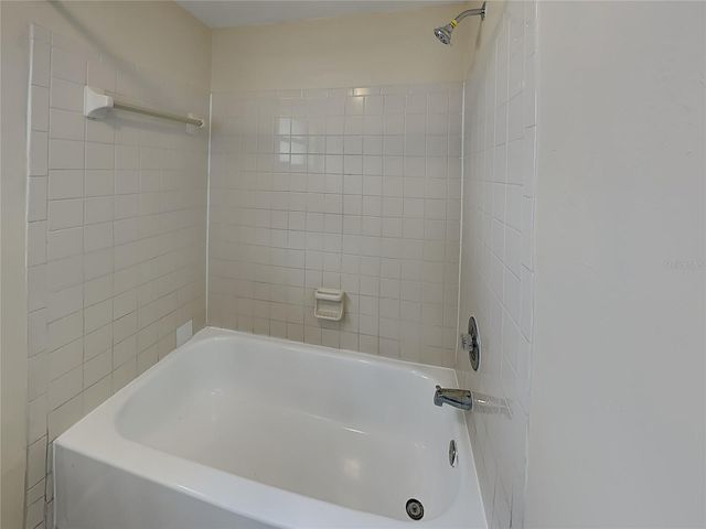 9515 LETTERSTONE COURT, Tampa, FL 33615