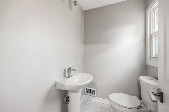 743 San Fernando SE Drive, Smyrna, GA 30080