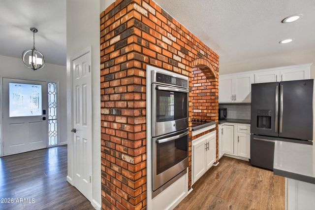 2503 E LEONORA Street, Mesa, AZ 85213
