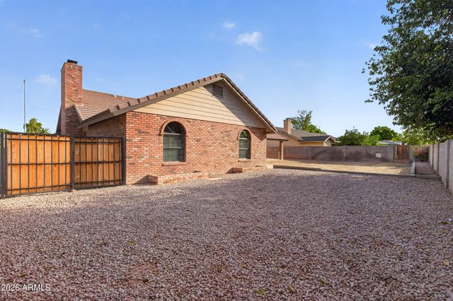 2503 E LEONORA Street, Mesa, AZ 85213