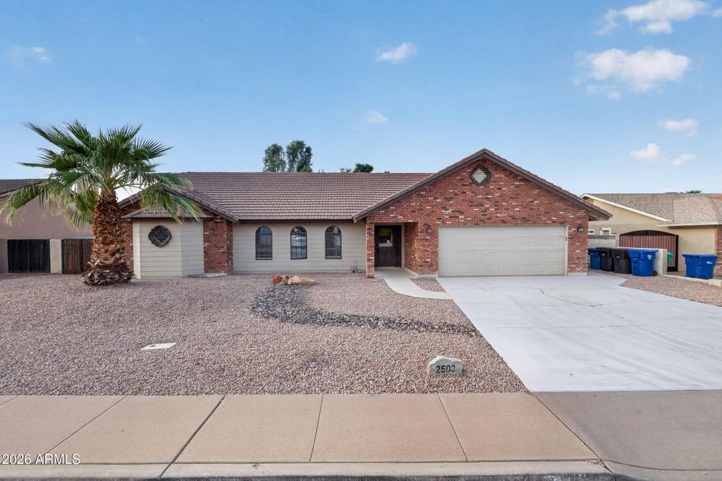 2503 E LEONORA Street, Mesa, AZ 85213 — exterior