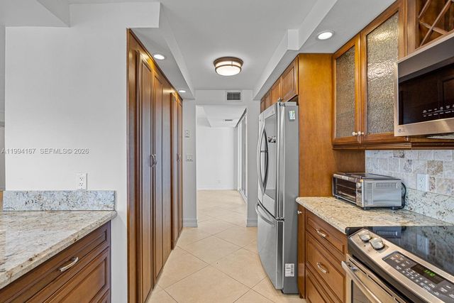 1360 S Ocean Blvd 1605, Pompano Beach, FL 33062