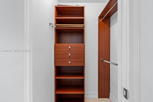 1360 S Ocean Blvd 1605, Pompano Beach, FL 33062