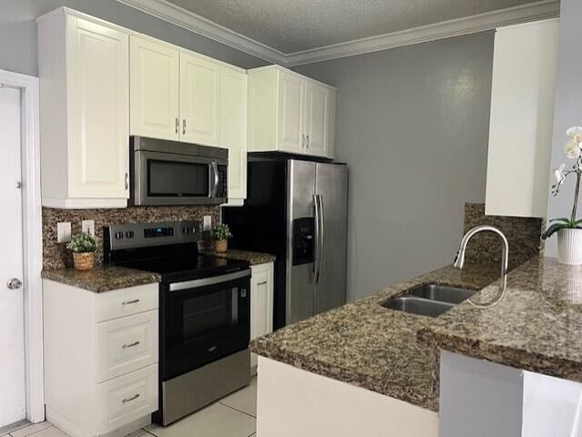 2163 Madeira Drive, Weston, FL 33327