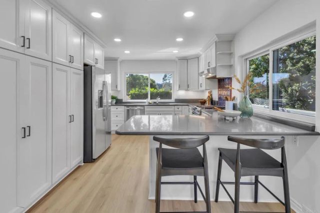 5524 Caminito Herminia, La Jolla, CA 92037