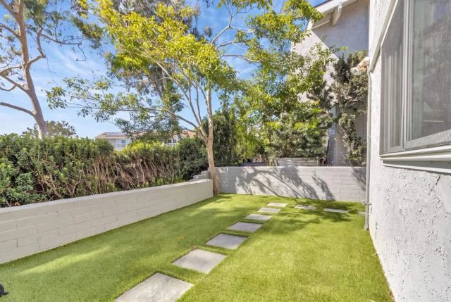 5524 Caminito Herminia, La Jolla, CA 92037
