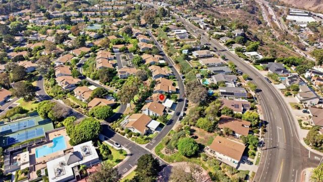 5524 Caminito Herminia, La Jolla, CA 92037