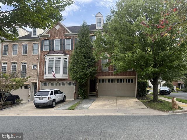 3008 HOLLOW CREST PL, Brookeville, MD 20833