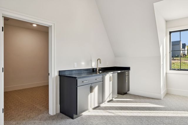 9204 Horton Hwy, College Grove, TN 37046