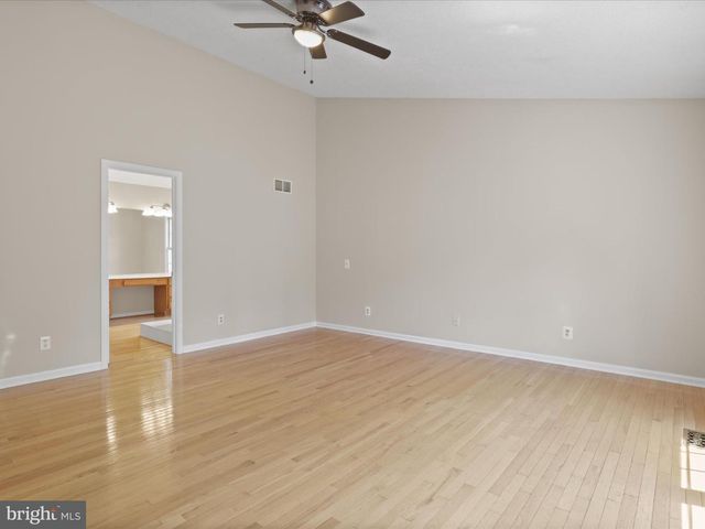 2869 CHEVOIT HILL CT, Woodbridge, VA 22191