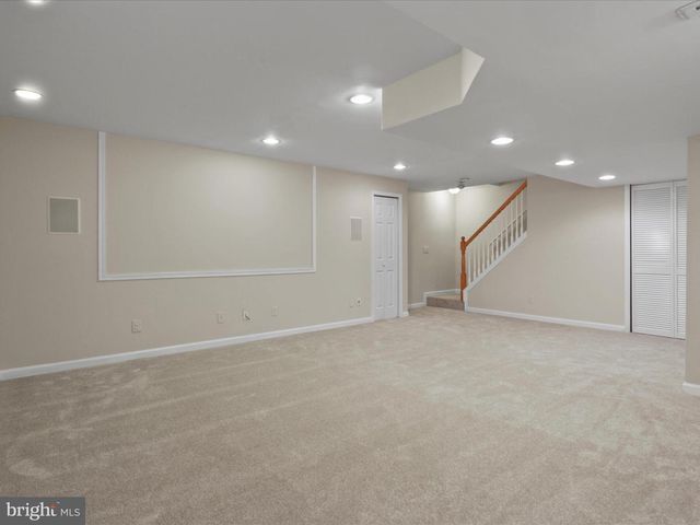 2869 CHEVOIT HILL CT, Woodbridge, VA 22191