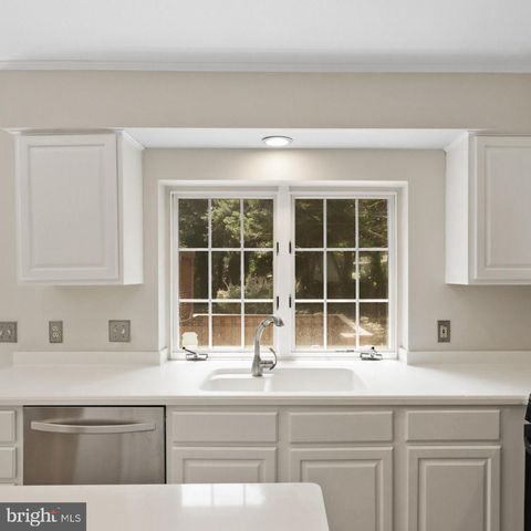 2869 CHEVOIT HILL CT, Woodbridge, VA 22191