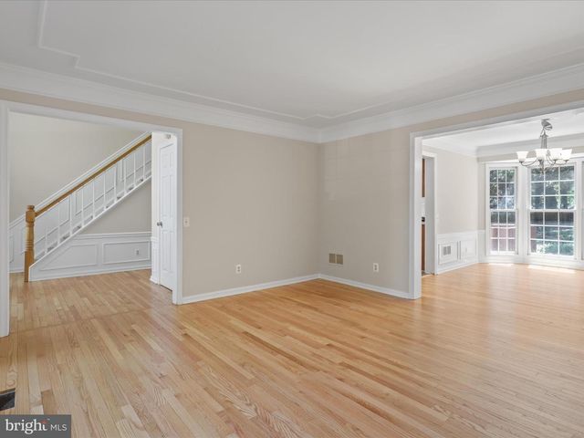 2869 CHEVOIT HILL CT, Woodbridge, VA 22191