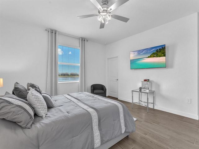 7961 Lakes Edge Lane, Port Charlotte, FL 33981
