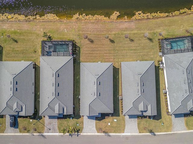 7961 Lakes Edge Lane, Port Charlotte, FL 33981