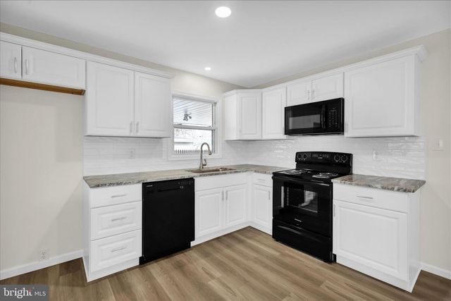 838 REBER ST, Shoemakersville, PA 19555